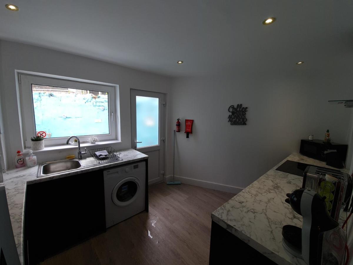 Ocean Pearl - 4 Bedroom House Swansea Exterior photo